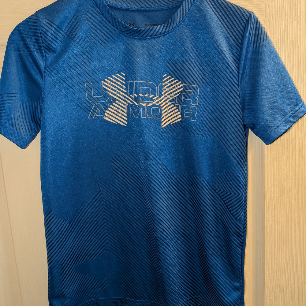 Under Armour Youth XL Vibrant Blue Tee